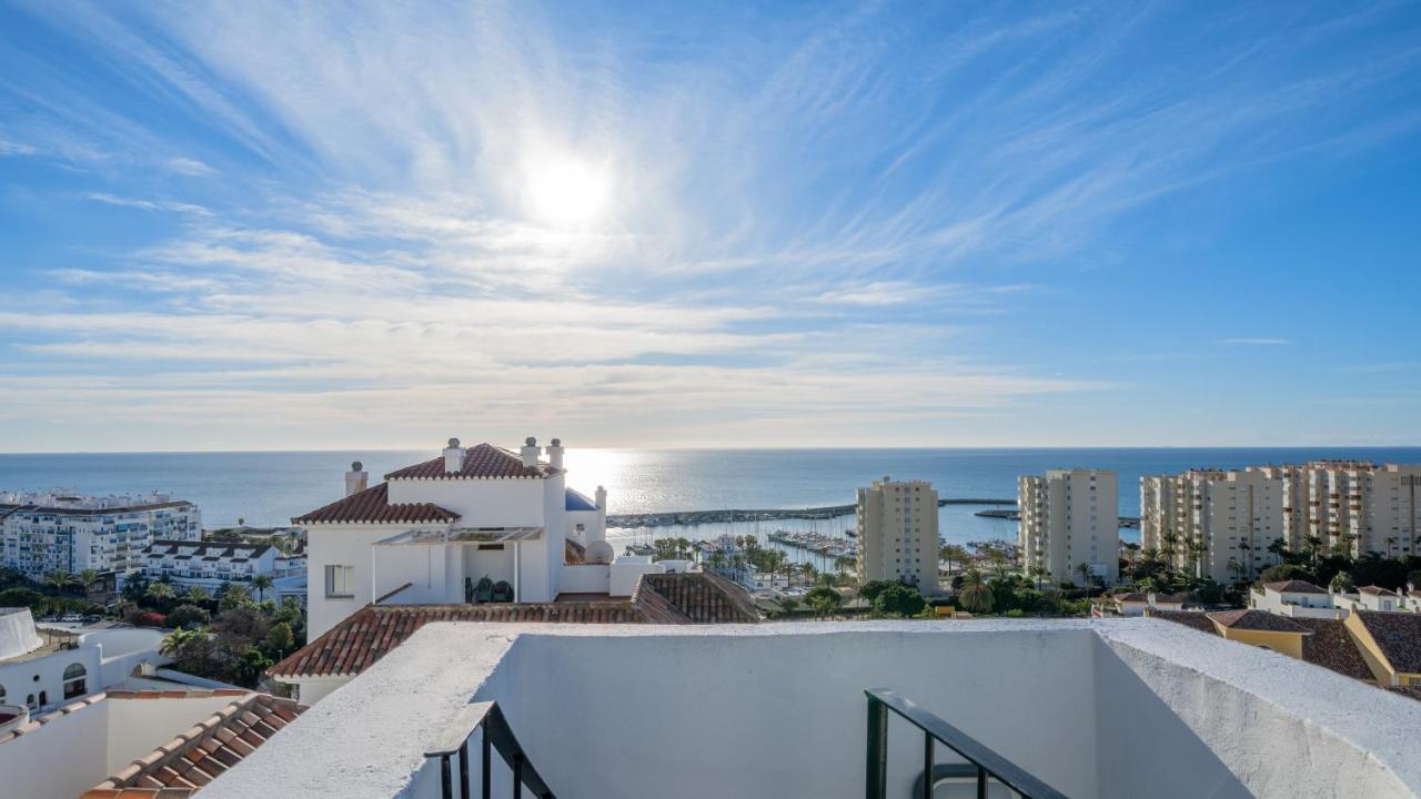 Puerto Blanco Apartment Estepona Exterior photo